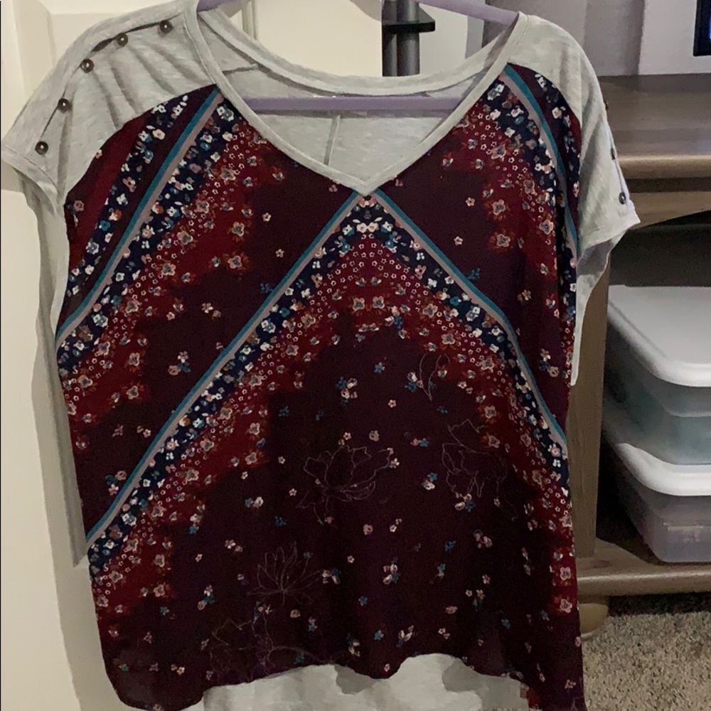 Maurices shirt